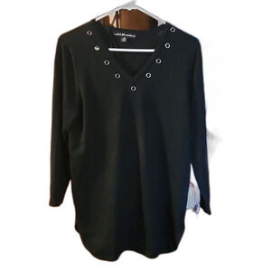 United States Sweaters Black V-Neck Sweater